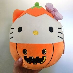 NWT Hello Kitty Jack O Lantern Pumpkin Halloween 🎃 Squishmallow 8"